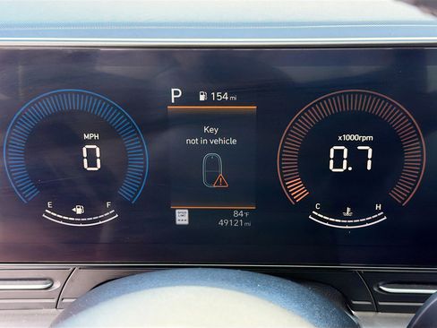 Used 2025 Hyundai Kona SEL FWD image 37