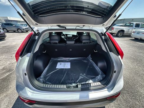 New 2026 Kia Niro EX FWD image 23