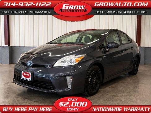 Used 2012 Toyota Prius Two FWD image 1