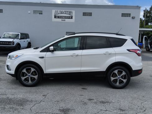 Used 2018 Ford Escape SEL FWD image 5
