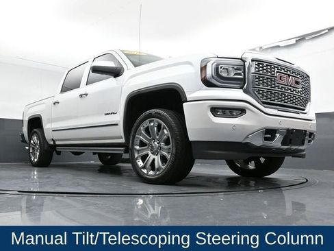 Used 2018 GMC Sierra 1500 Denali w/ Denali Ultimate Package AWD/4WD image 26