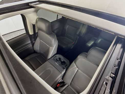 Certified 2025 Ford Expedition Active AWD/4WD image 3