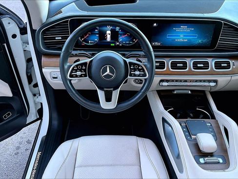 Certified 2023 Mercedes-Benz GLS 450 4MATIC image 5