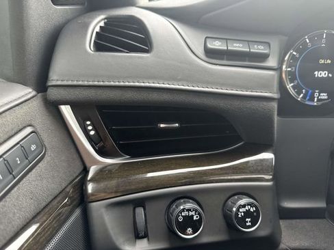 Used 2020 Cadillac Escalade Platinum AWD/4WD image 56