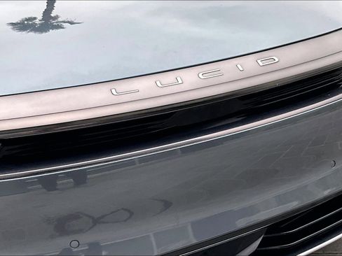 Used 2025 Lucid Air Pure RWD image 30