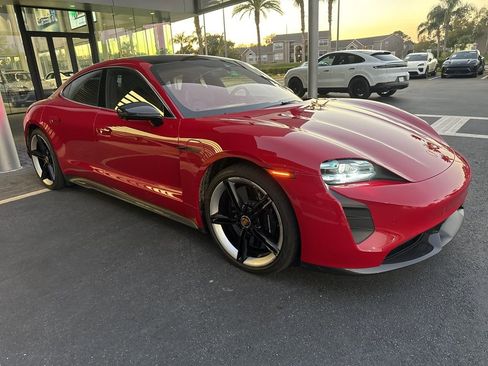 Used 2020 Porsche Taycan Turbo S image 7