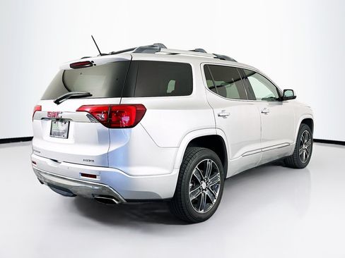 Used 2019 GMC Acadia Denali w/ Technology Package AWD/4WD image 9