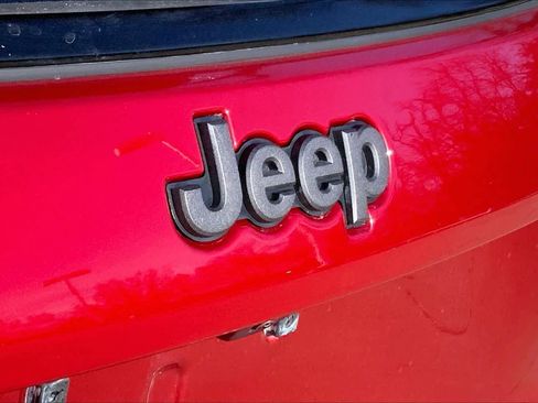 Used 2026 Jeep Compass Limited image 30