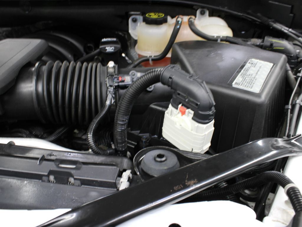 Used 2021 Chevrolet Suburban Z71 AWD/4WD image 29
