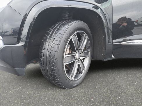 Used 2019 GMC Acadia Denali image 31