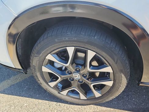 Used 2026 Honda HR-V EX-L image 18