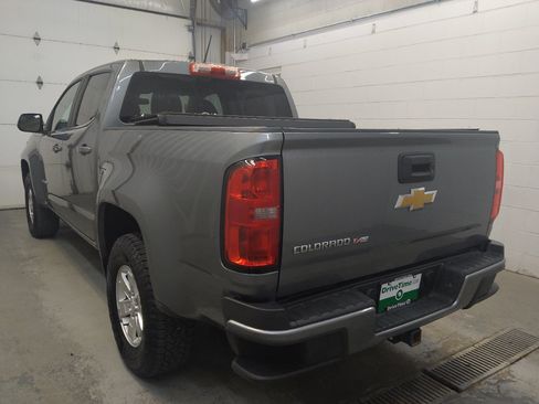 Used 2019 Chevrolet Colorado W/T w/ WT Convenience Package RWD image 5