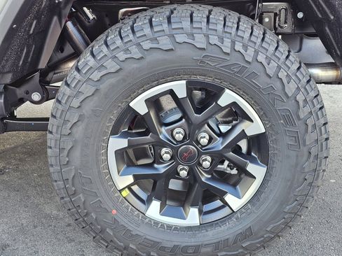 New 2026 Jeep Gladiator Rubicon image 10