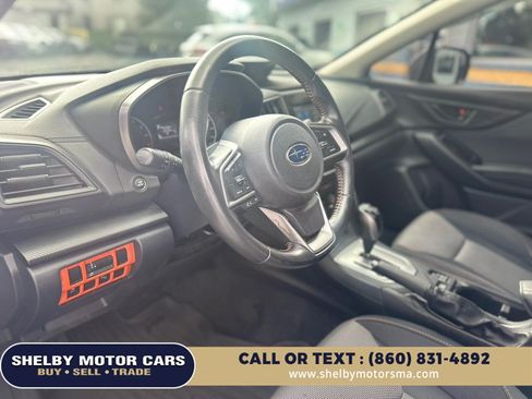 Used 2019 Subaru Crosstrek 2.0i Premium w/ Moonroof Package AWD/4WD image 8