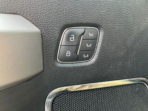 Certified 2020 Ford F350 Lariat image 21