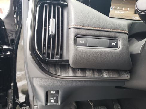 Certified 2025 Nissan Armada PRO-4X w/ Pro-4X Premium Package image 28