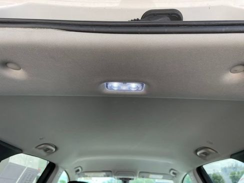 Used 2022 Chevrolet Equinox LT AWD/4WD image 49
