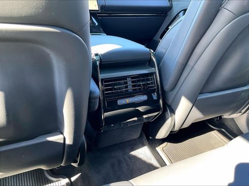 New 2025 Land Rover Range Rover Sport Dynamic SE image 16