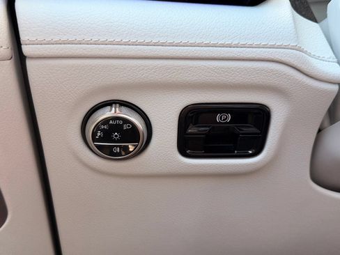 Used 2023 Mercedes-Benz EQE 500 4MATIC SUV image 22