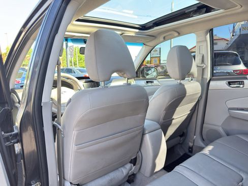 Used 2010 Subaru Forester 2.5X Limited AWD/4WD image 13
