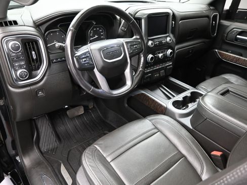 Used 2022 GMC Sierra 2500 Denali w/ Denali Ultimate Package AWD/4WD image 22