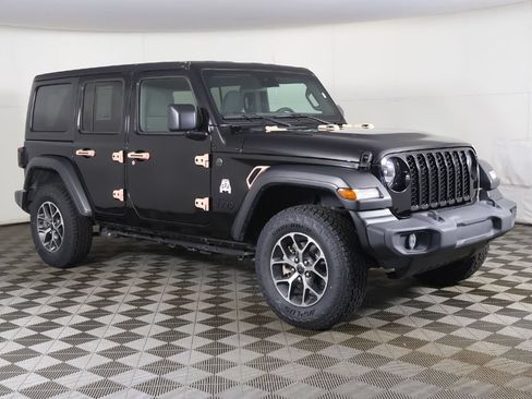 Used 2024 Jeep Wrangler Unlimited Sport AWD/4WD image 46