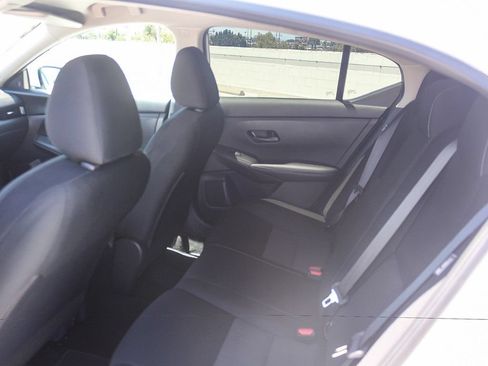 Used 2025 Nissan Sentra SV FWD image 19