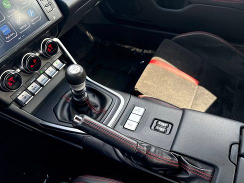 Certified 2022 Subaru BRZ Limited RWD image 15