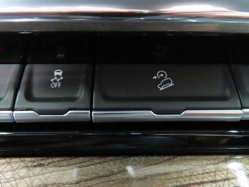 Used 2025 Chevrolet Silverado 1500 RST w/ Z71 Off-Road Package image 54