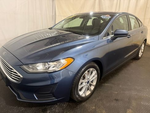 Used 2019 Ford Fusion SE image 6