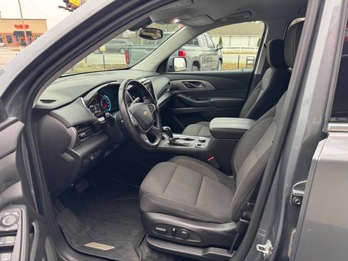 Used 2018 Chevrolet Traverse LT image 6
