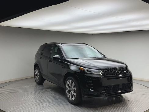 New 2026 Land Rover Discovery Sport Landmark image 8