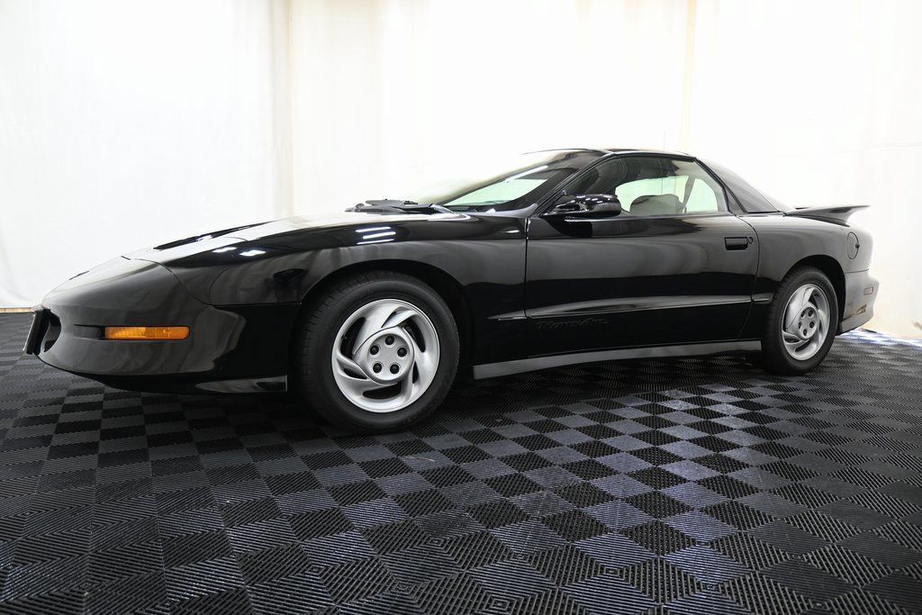 Used 1994 Pontiac Firebird Trans Am RWD image 6
