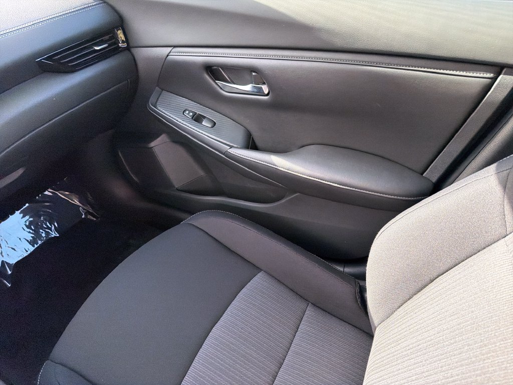Used 2023 Nissan Sentra SV w/ All-Weather Package FWD image 29