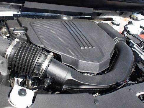 Used 2024 GMC Acadia Elevation w/ Trailering Package image 27