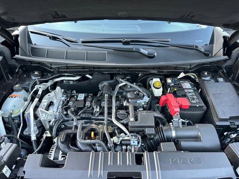 Used 2025 Nissan Kicks SR image 26