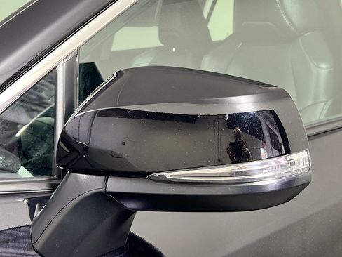 Used 2025 Toyota RAV4 XLE Premium image 12