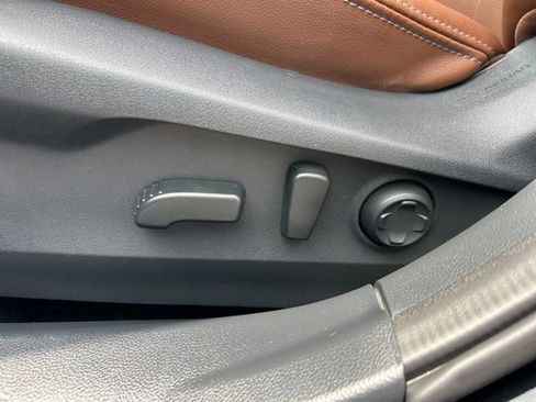 Used 2023 Subaru Outback Touring XT image 7