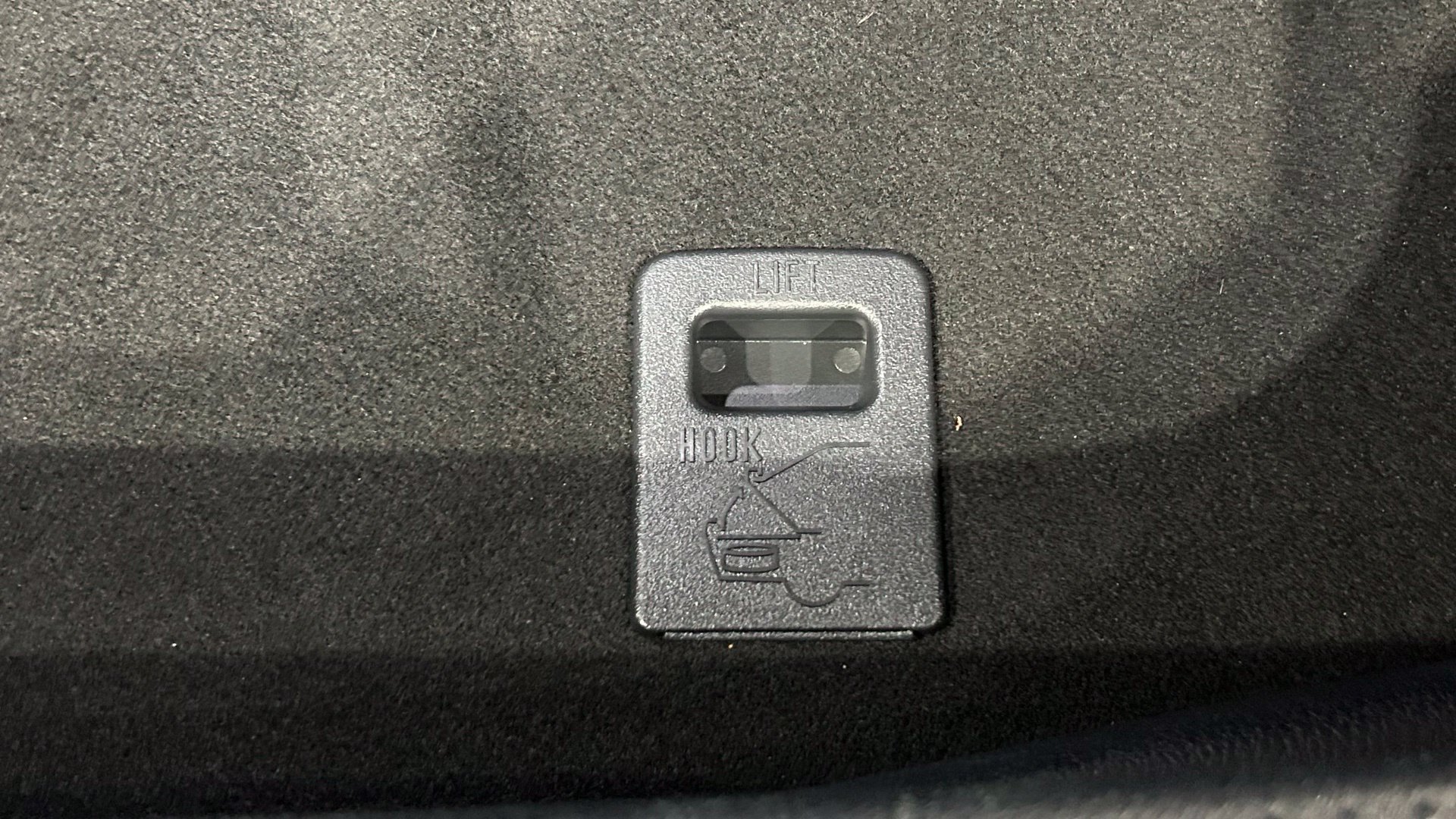 Used 2024 Toyota Camry SE w/ Convenience Package FWD image 28