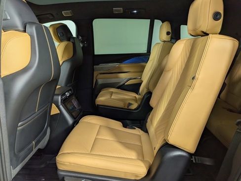 New 2025 Cadillac Escalade IQ Luxury 2 image 27