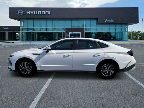 New 2026 Hyundai Sonata Blue FWD image 22