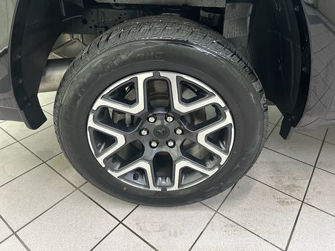 Used 2026 RAM 1500 Laramie AWD/4WD image 13