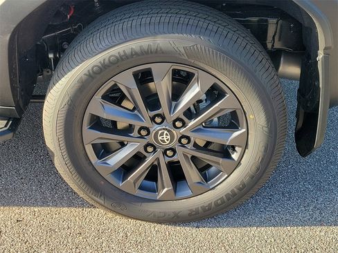 New 2026 Toyota Land Cruiser Base image 5