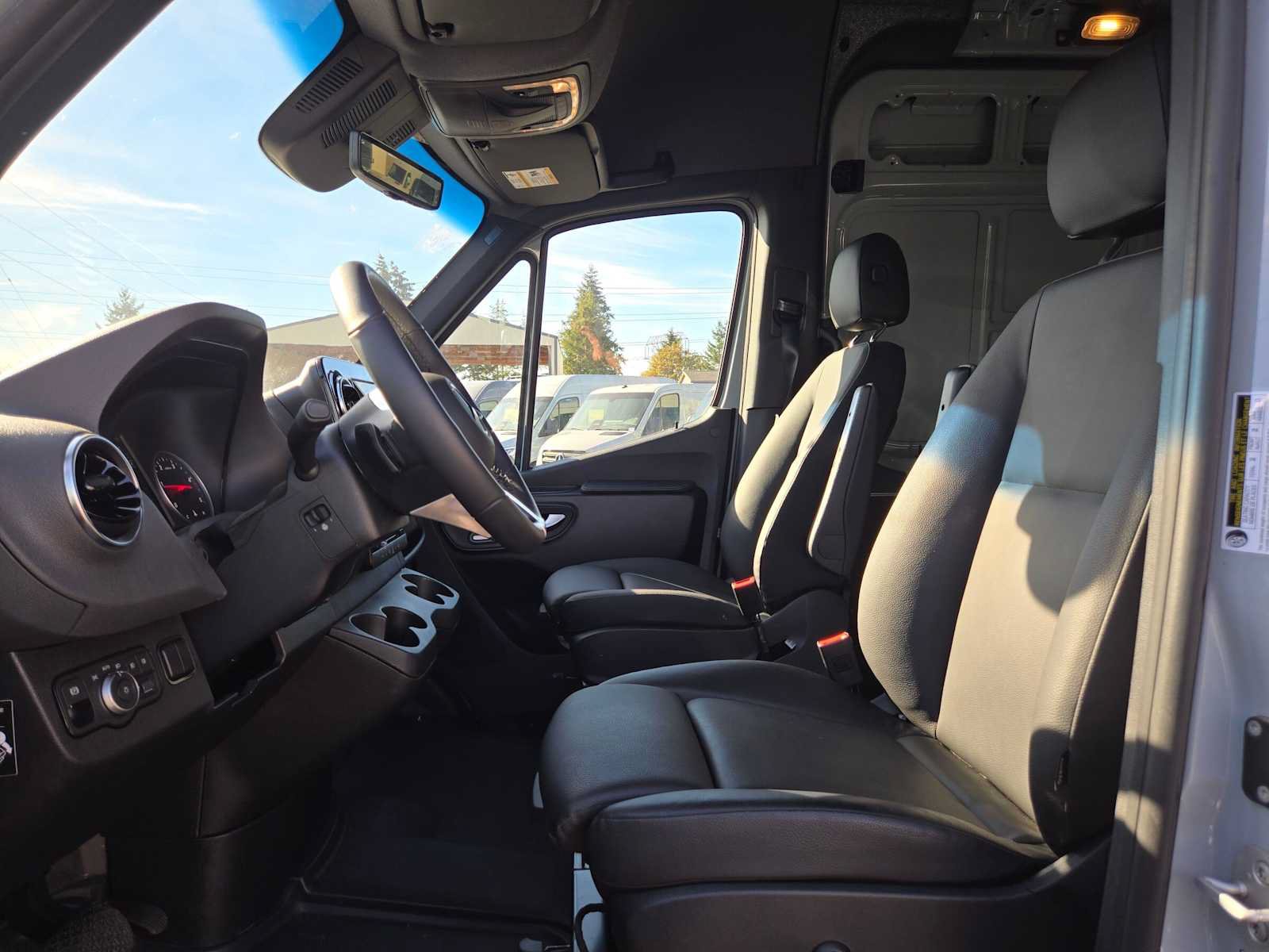 Used 2026 Mercedes-Benz Sprinter 2500 image 21