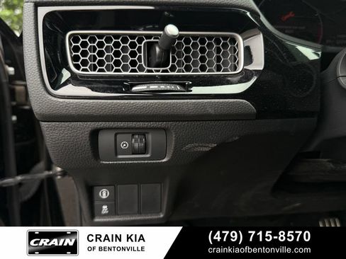 Used 2023 Honda Civic Sport image 12