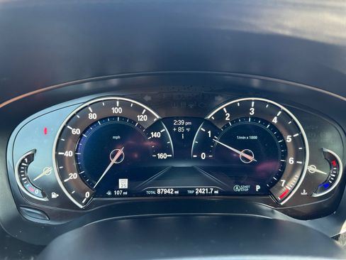 Used 2018 BMW 530i xDrive AWD/4WD image 19