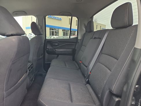 Certified 2024 Honda Ridgeline Sport image 12