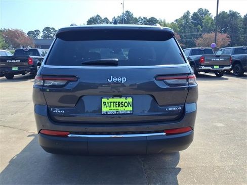 New 2025 Jeep Grand Cherokee L Laredo image 3