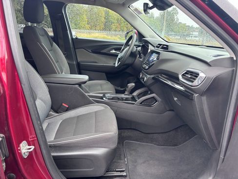 Used 2022 Chevrolet TrailBlazer LT w/ Convenience Package image 39
