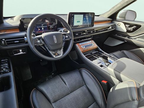 New 2026 Lincoln Aviator Black Label w/ Black Label Special Edition image 17